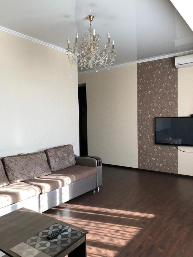 Квартира В Центре Бишкека! Exterior photo
